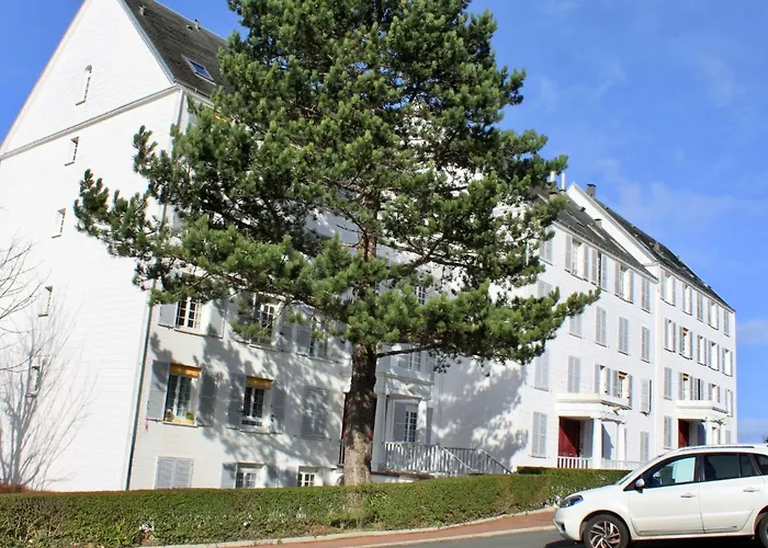 Daire Le Parc Cordier-3 By Interhome *