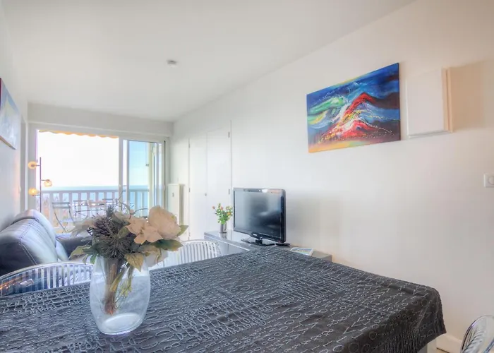 Daire Le Parc Cordier-3 By Interhome Trouville-sur-Mer